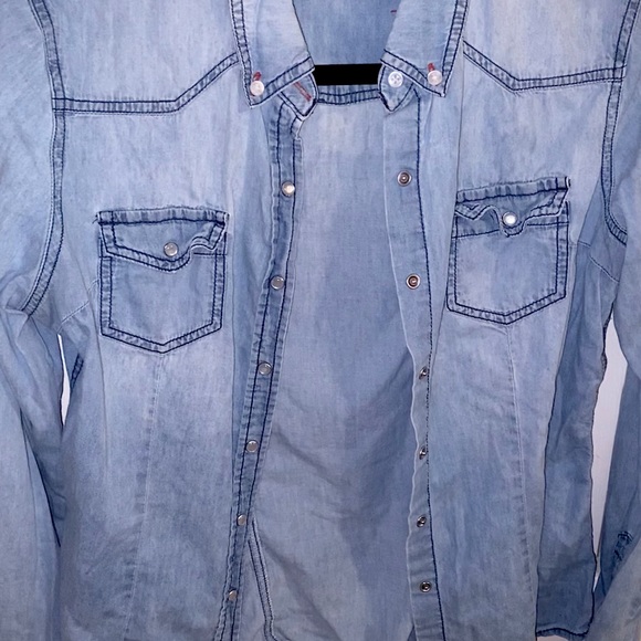 Jean button down - Picture 1 of 1